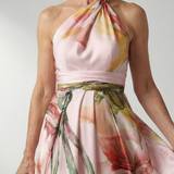 Argentina™ | Vestido maxi halter com estampado floral grande