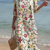 Vestido casual para mulher com padrão floral.