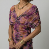 Casimira™ | Vestido midi de ombros descobertos com decote drapeado
