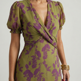 Filismina™ | Vestido midi floral transpassado de manga curta