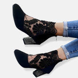 Petra™ | Botim de Salto Bloco com Renda Floral