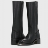 Grace Botas Clássicas e Modernas para Todas as Estações