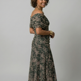 Casimira™ | Vestido midi de ombros descobertos com decote drapeado
