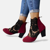 Petra™ | Botim de Salto Bloco com Renda Floral