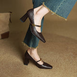 Sapatos de salto Marilene em couro