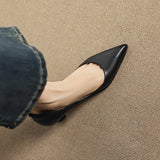 Sapatos de salto baixo em pele Celeste