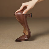 Sapatos de salto baixo em pele Celeste