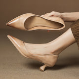 Sapatos de salto baixo em pele Celeste