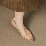 Sapatos de salto baixo em pele Celeste
