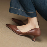 Sapatos de salto baixo em pele Celeste