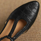 Mercedes™ | Bailarina Mary Jane com tira em T e textura de crocodilo