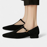 Elly Sapatos de salto baixo com tira e fivela