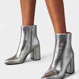 Botins Metálicos Prateados Rimena
